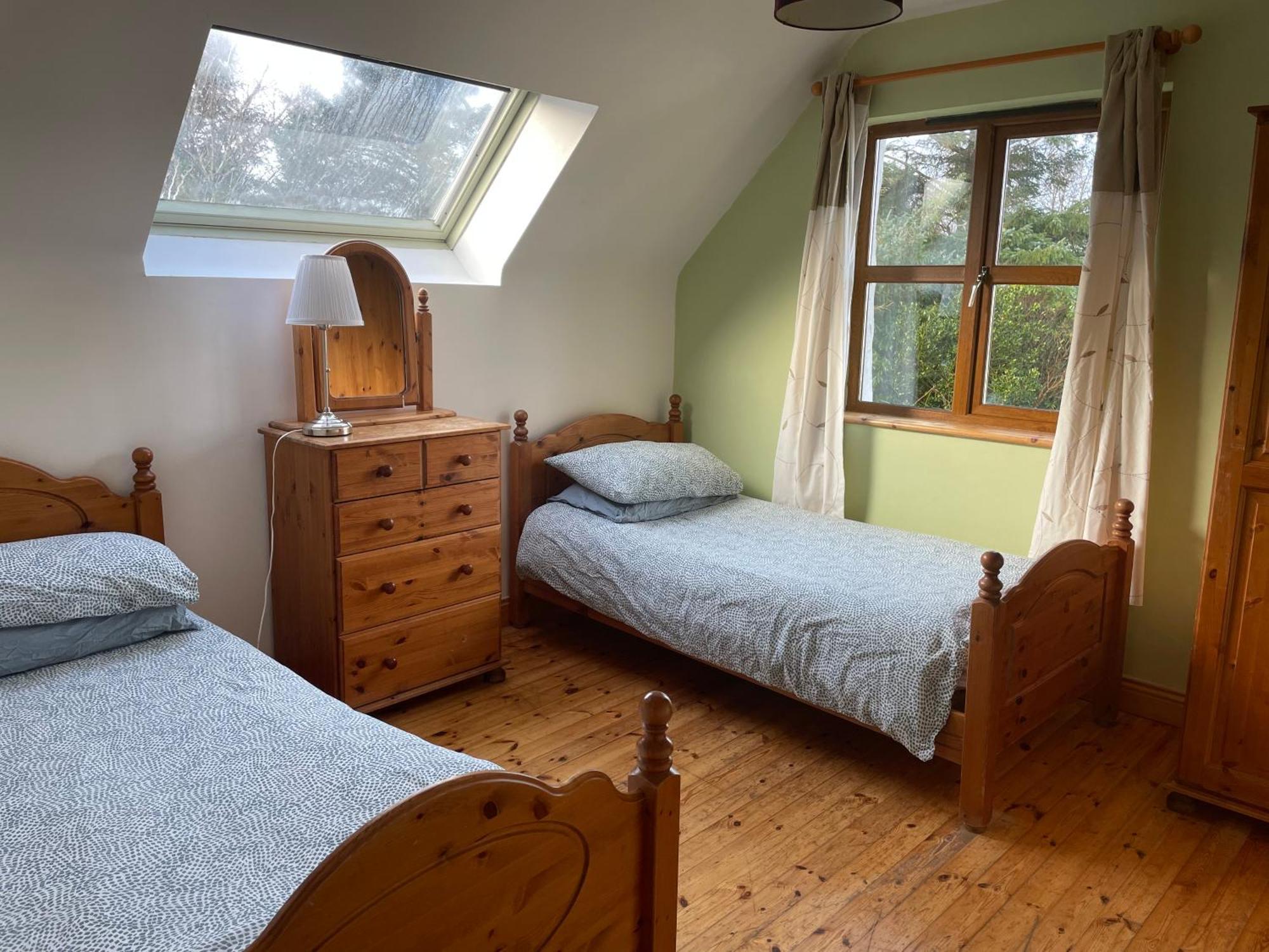 Letterfrack Farm Cottage In Village On A Farm Beside Connemara National Park Buitenkant foto
