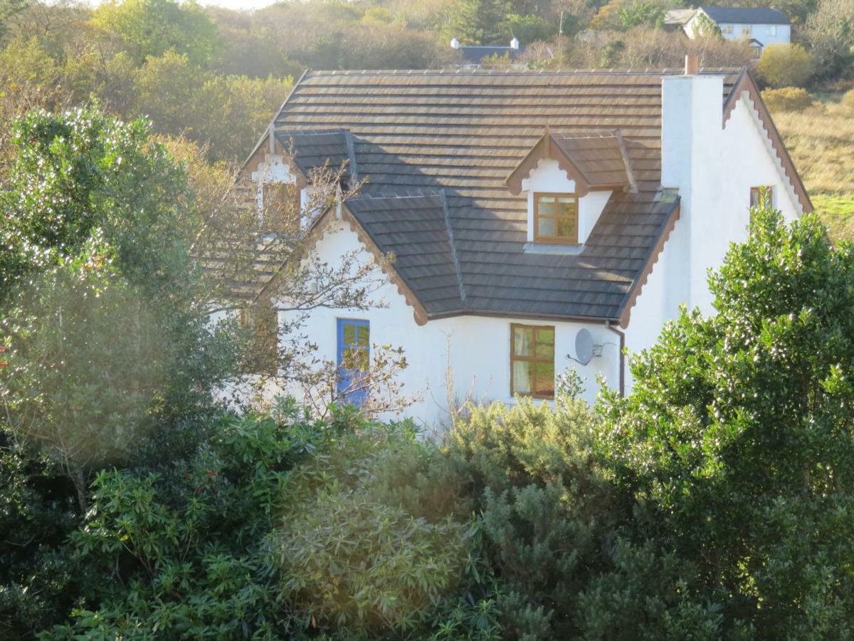 Letterfrack Farm Cottage In Village On A Farm Beside Connemara National Park Buitenkant foto